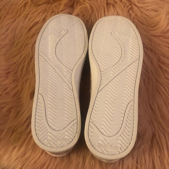 Pink velvet sneakers - Picture 3 of 4